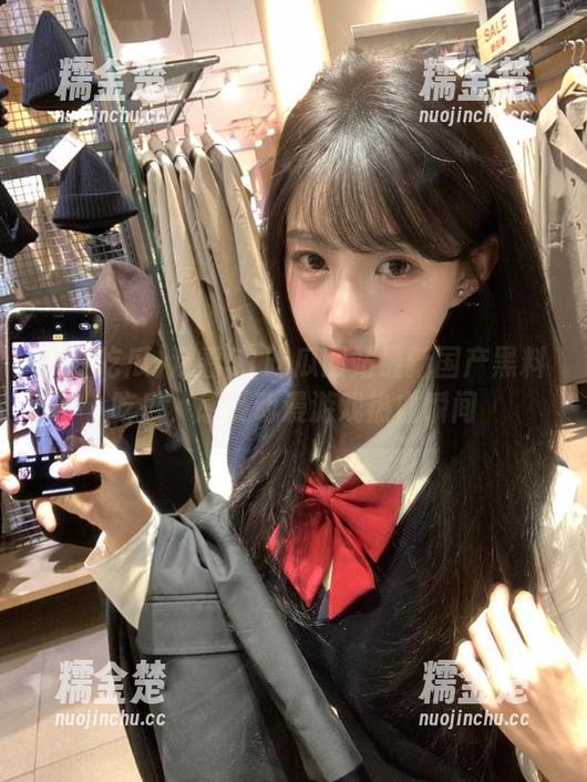 观看51吃瓜网站最新国产黑料吃瓜，感受动漫游戏热血瞬间