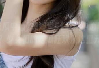 想知道51吃瓜中心网址入口吗？少女们的吃瓜狂欢从这里开始！