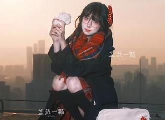 在zztt11免费体验最全的娱乐新闻和吃瓜爆料