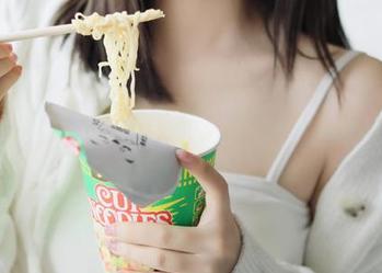 用黑料不打烊万篇长征导航so找视频，吃瓜必备app开启精彩世界