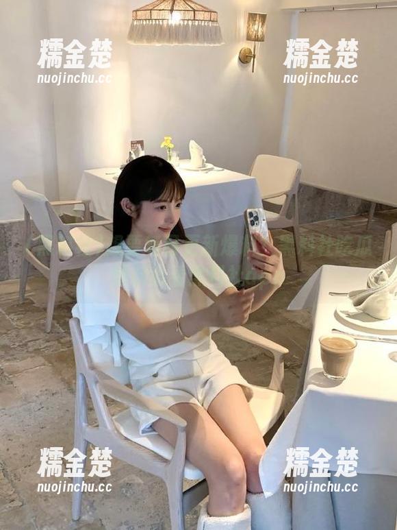黑料社 想要每日更新爆料?黑料社吃瓜爆料就看黑料社app